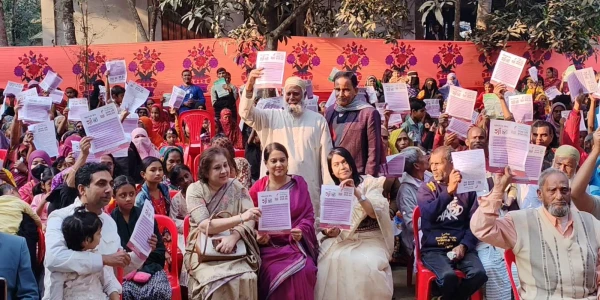 ক্ষমতাসীন নেতাকে তুষ্ট করে পদোন্নতির  সংস্কৃতি দেশে আমলাতন্ত্রকে গ্রাস করেছে -- রিজওয়ানা হাসান